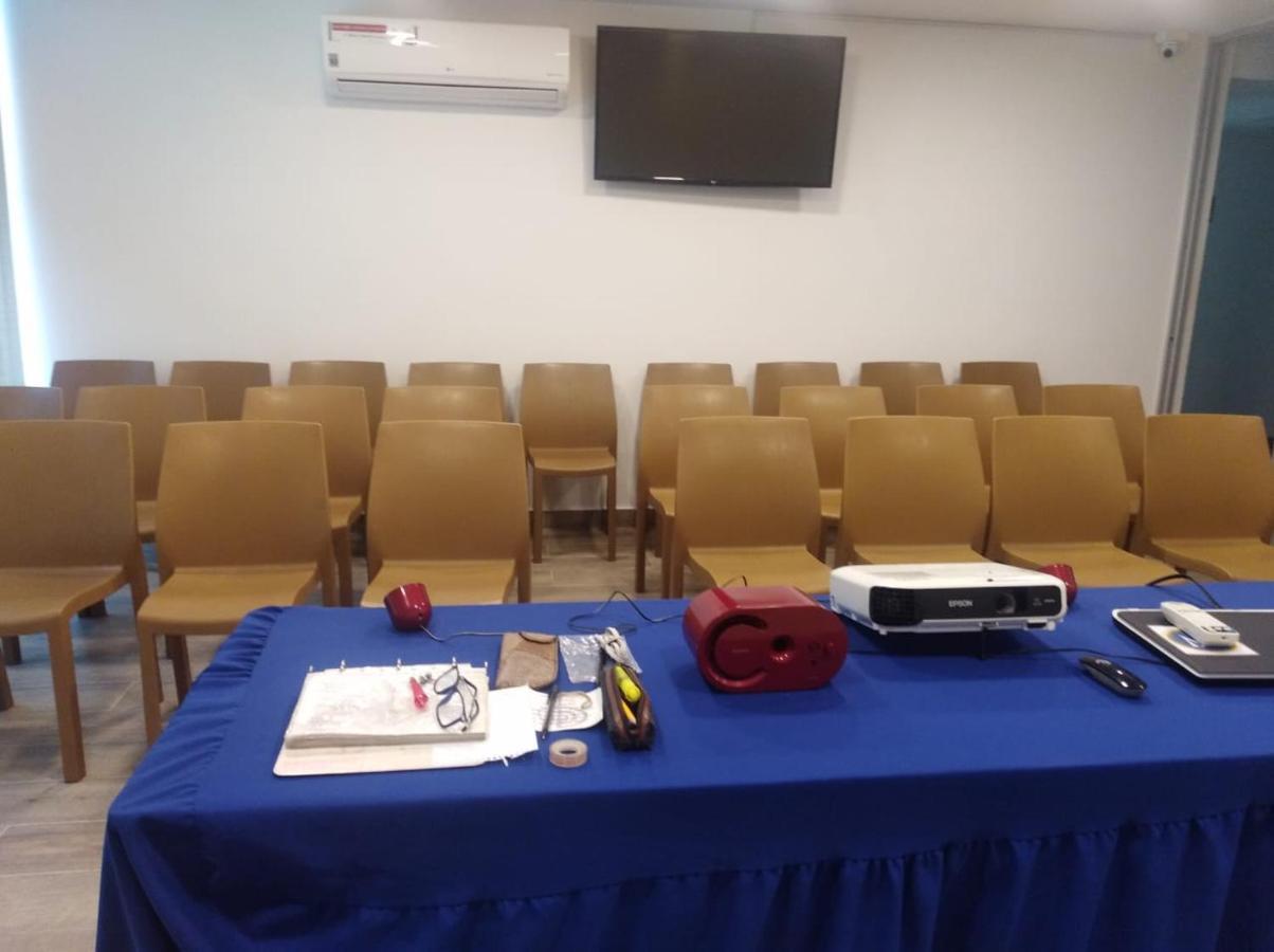 Hotel La Esperanza Ciudad Jardin Кали Екстериор снимка