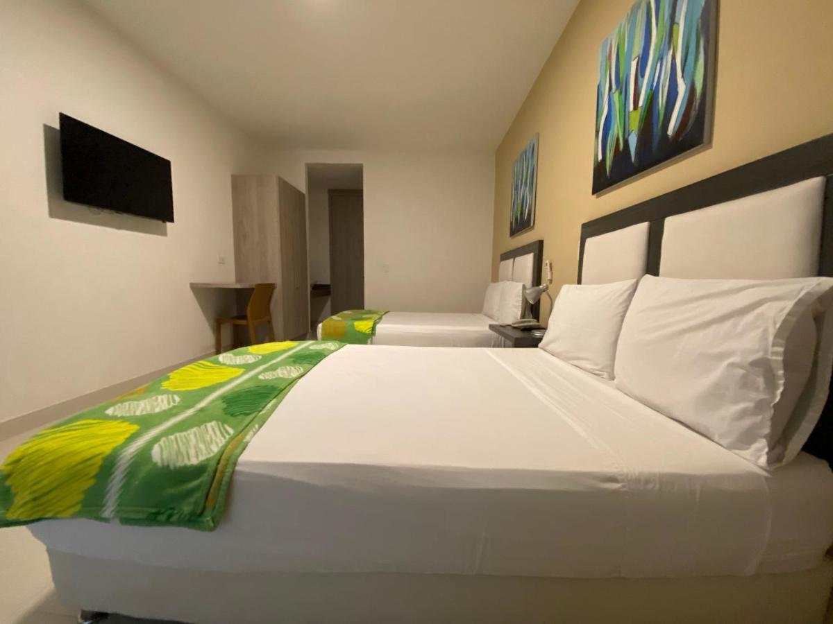 Hotel La Esperanza Ciudad Jardin Кали Екстериор снимка